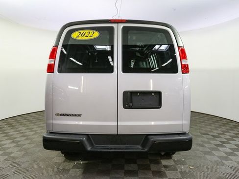 Used 2022 Chevrolet Express 2500 image 8