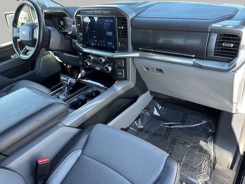 Used 2022 Ford F150 Lariat w/ Max Trailer Tow Package AWD/4WD image 11