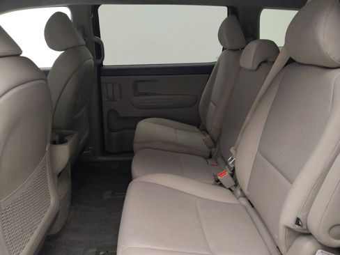 Used 2017 Kia Sedona LX FWD image 18