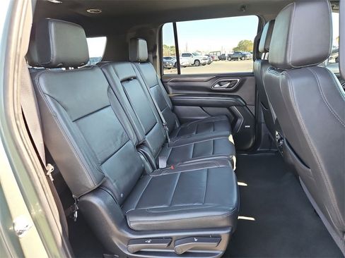 Certified 2024 Chevrolet Suburban LT image 27