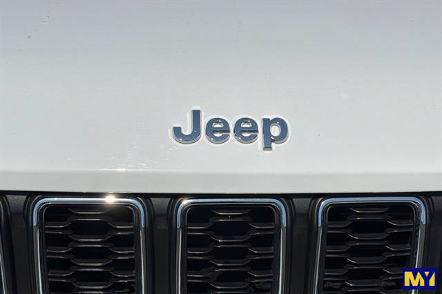 Used 2024 Jeep Grand Cherokee Laredo X RWD image 36