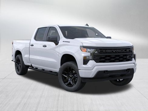 New 2026 Chevrolet Silverado 1500 Custom w/ LPO, Dark Essentials Package AWD/4WD image 8