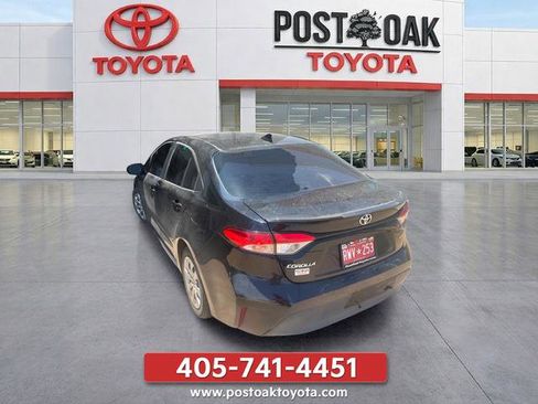 Used 2024 Toyota Corolla LE FWD image 3
