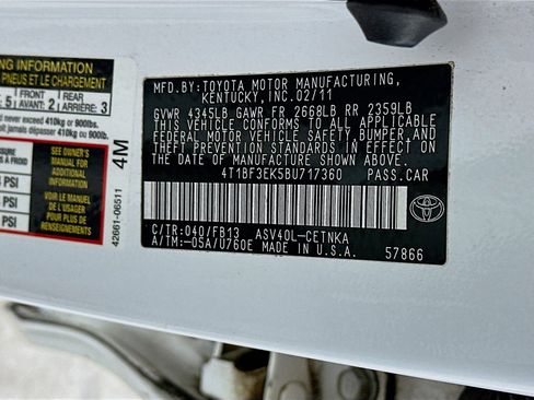 Used 2011 Toyota Camry LE w/ LE Extra-Value Pkg image 12