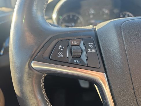 Used 2019 Buick Encore Essence w/ Experience Buick Package image 29