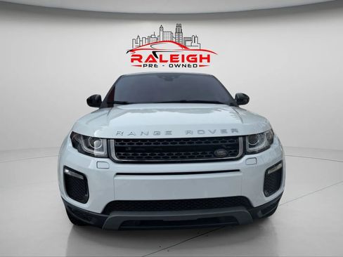 Used 2019 Land Rover Range Rover Evoque image 3