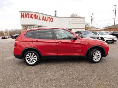 Used 2017 BMW X3 sDrive28i w/ Driving Assistance Package image 4