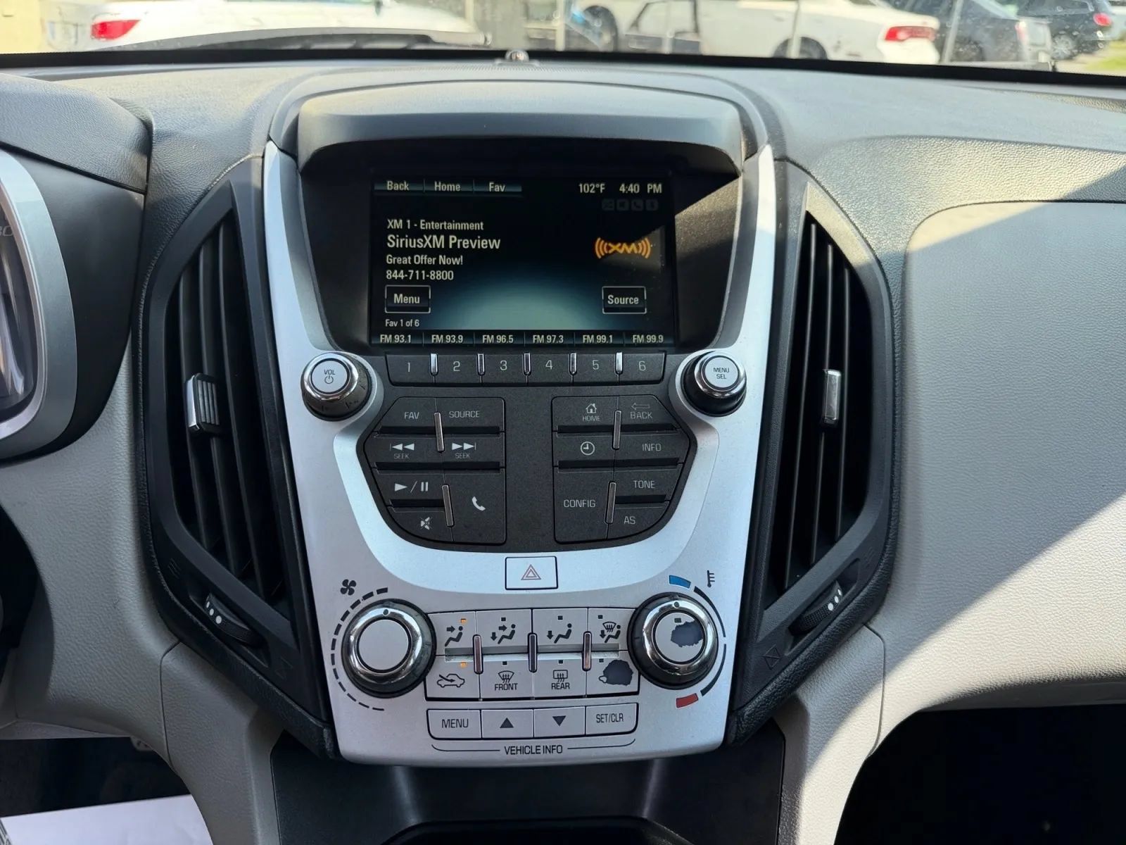 Used 2017 Chevrolet Equinox LS FWD image 23