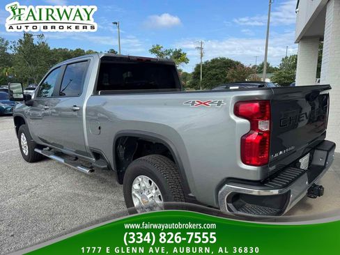 Used 2024 Chevrolet Silverado 2500 LT w/ Safety Package AWD/4WD image 8