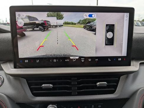 Used 2025 Ford Explorer ST-Line w/ ST-Line Street Pack AWD/4WD image 3