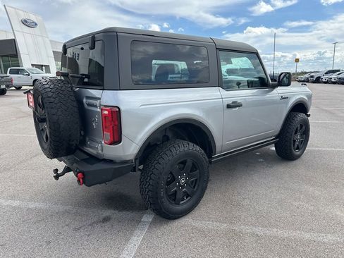 Used 2022 Ford Bronco Black Diamond image 8