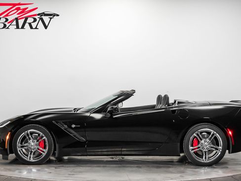 Used 2016 Chevrolet Corvette Stingray Convertible w/ 3LT Preferred Equipment Group image 2