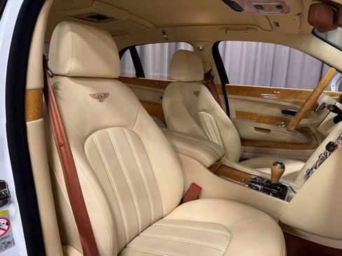 Used 2012 Bentley Mulsanne image 10