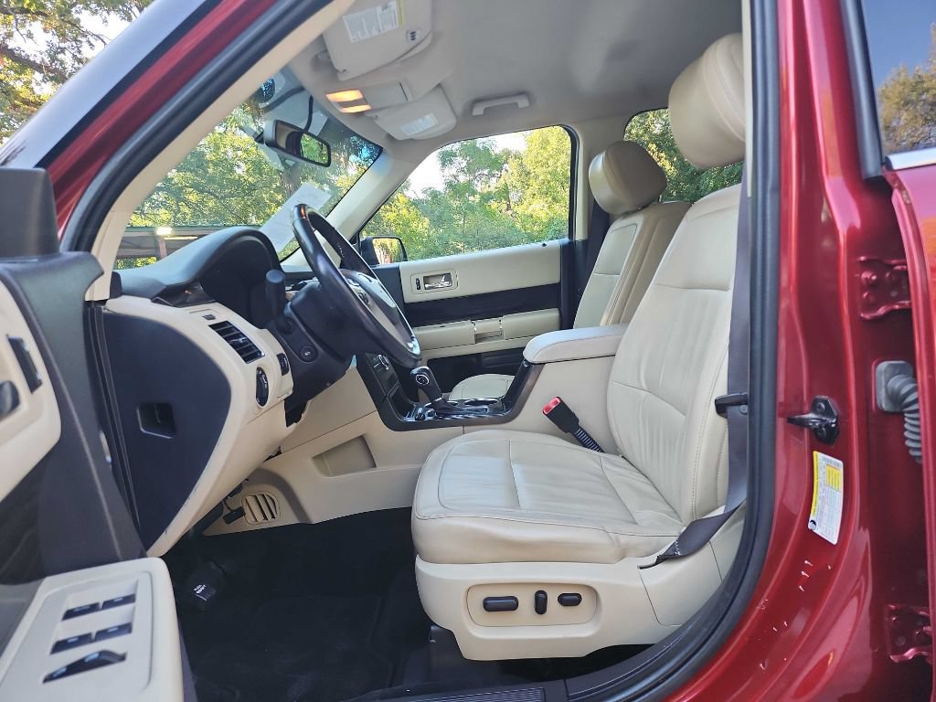 Used 2014 Ford Flex SEL w/ Equipment Group 202A FWD image 16
