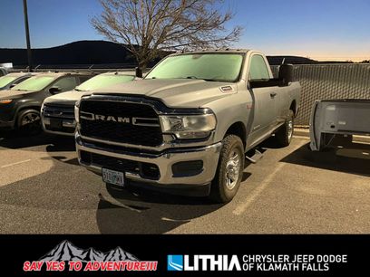 Used 2019 RAM 2500 Tradesman w/ Chrome Appearance Group