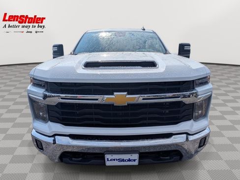 Used 2025 Chevrolet Silverado 2500 LT w/ Convenience Package AWD/4WD image 8