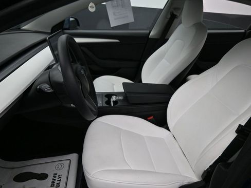 Used 2022 Tesla Model 3 image 25