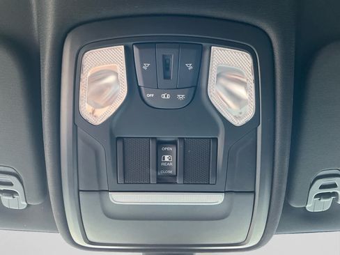 Used 2019 RAM 1500 Big Horn AWD/4WD image 22