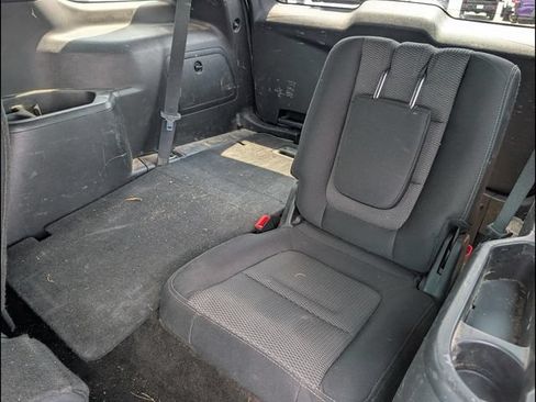 Used 2016 Ford Explorer XLT AWD/4WD image 11