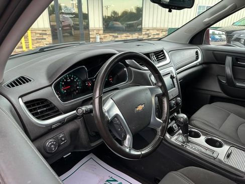 Used 2016 Chevrolet Traverse LT w/ True North Edition FWD image 2