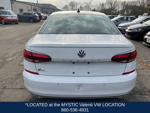 Used 2020 Volkswagen Passat 2.0T SEL FWD image 8