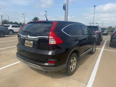 Used 2015 Honda CR-V LX image 2
