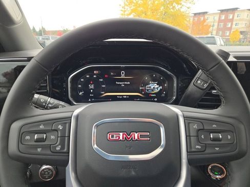 New 2026 GMC Sierra 3500 SLT w/ SLT Premium Package image 31