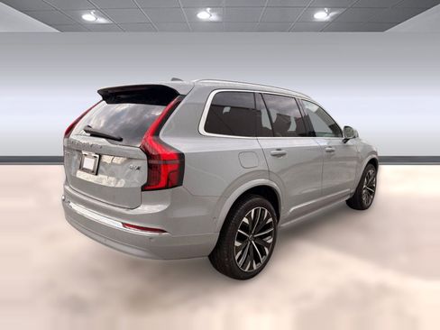 New 2026 Volvo XC90 B6 Plus w/ Protection Package Premier AWD/4WD image 9