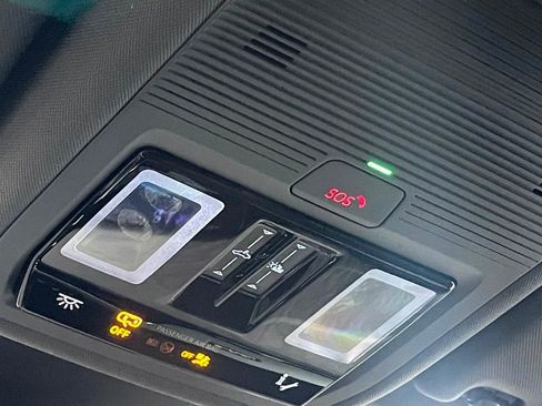 Used 2023 Audi Q4 e-tron Premium Plus w/ Premium Plus image 40