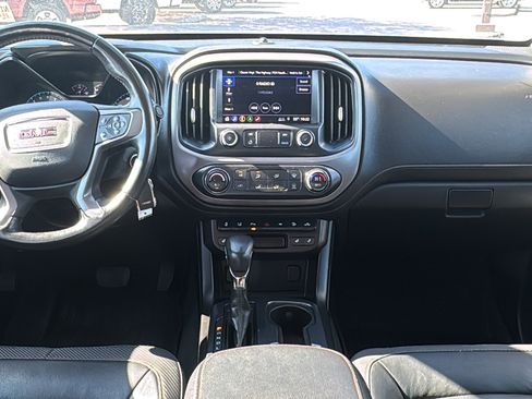 Used 2022 GMC Canyon AT4 image 16