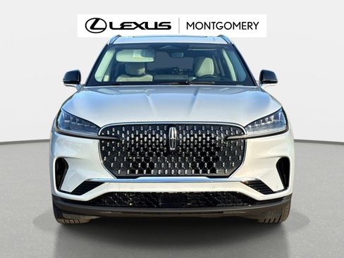 Used 2025 Lincoln Aviator Reserve w/ Luxury Package RWD image 8
