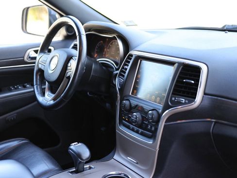 Used 2015 Jeep Grand Cherokee Limited image 10