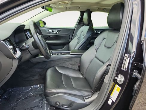Used 2024 Volvo S60 B5 Core AWD/4WD image 9