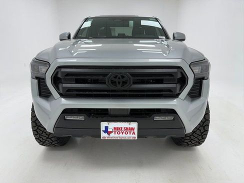 New 2026 Toyota Tacoma SR5 AWD/4WD image 3
