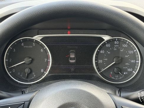 Used 2025 Nissan Sentra SV FWD image 15