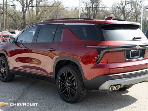 New 2026 Chevrolet Traverse LT image 9