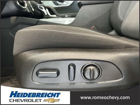 Used 2024 Chevrolet Blazer LT w/ Convenience Package FWD image 14