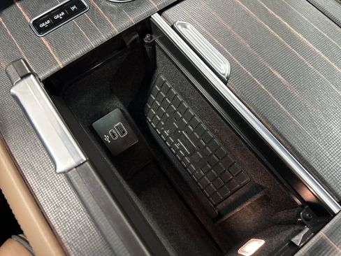 Used 2025 Lincoln Navigator L Black Label image 24