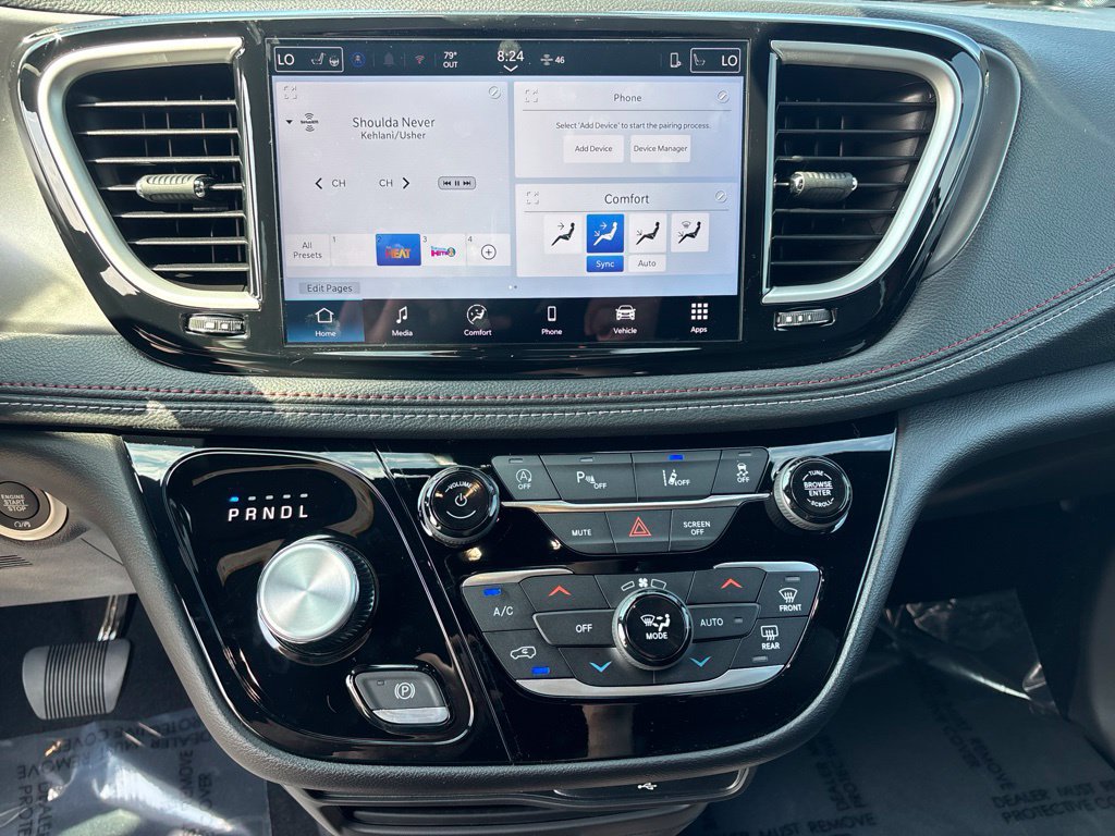 New 2027 Chrysler Pacifica Select AWD/4WD image 18