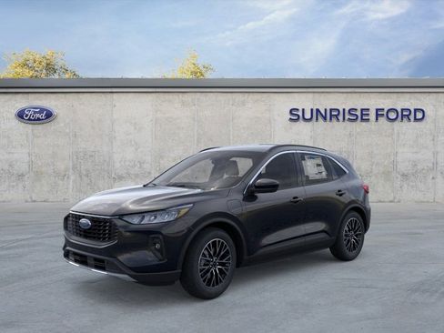 New 2025 Ford Escape SE w/ Class II Trailer Tow Package FWD image 1