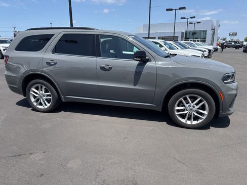 Used 2024 Dodge Durango GT AWD/4WD image 7