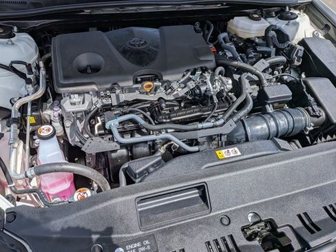 Used 2025 Toyota Camry LE FWD image 28