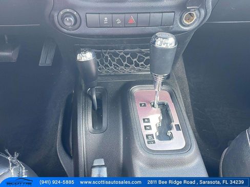 Used 2015 Jeep Wrangler Sport image 28