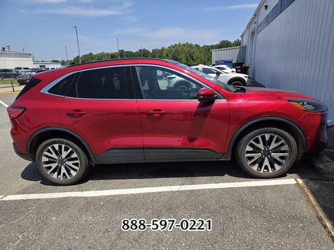 Used 2020 Ford Escape Titanium AWD/4WD image 8