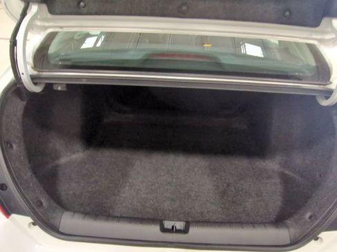 Used 2020 Honda Civic LX image 12