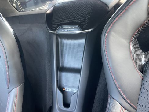 Used 2025 Chevrolet Corvette Z06 image 29