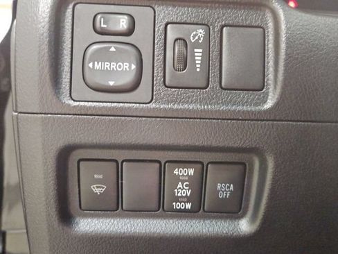 Used 2010 Toyota 4Runner Limited AWD/4WD image 34