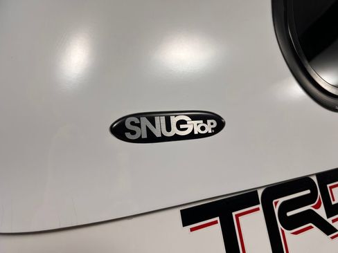 Used 2023 Toyota Tacoma TRD Off-Road w/ TRD Premium Off Road Package image 31