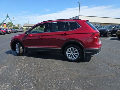 Used 2018 Volkswagen Tiguan SE AWD/4WD image 5