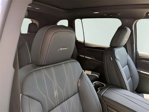 New 2026 Buick Enclave Avenir w/ Super Cruise Package image 40